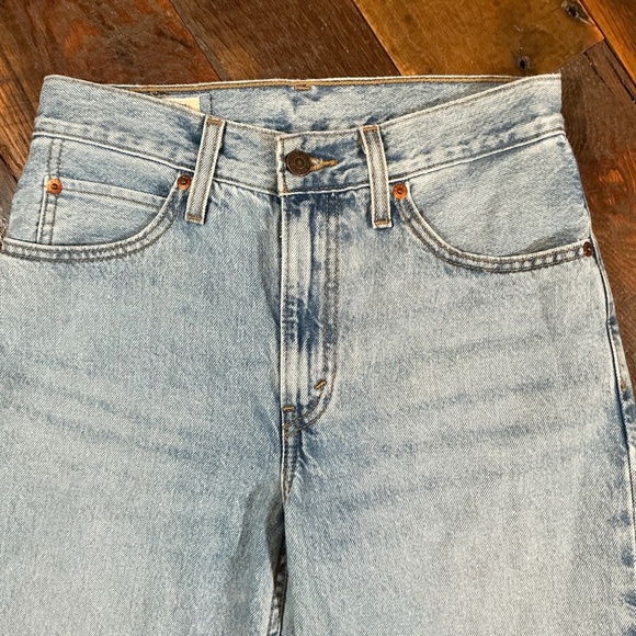 Levi’s with Premium Big E Straight Jeans Women’s Size 24x30 - Picture 3 of 14